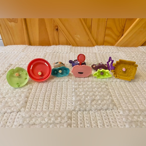 Littlest Pet Shop McDonald’s Happy Meal Toys - Picture 7 of 7